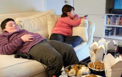 Iklan Makanan Cepat Saji Banyak Tawarkan Mainan Gratis Untuk Anak