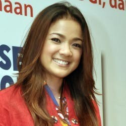 Cara Ampuh Nirina Zubir Turunkan Berat Badan