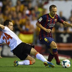 Iniesta Sebut Barcelona Belum Optimal