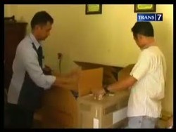 Hindari Pemeriksaan, Maling Rayu Polisi dengan Sekarung Durian