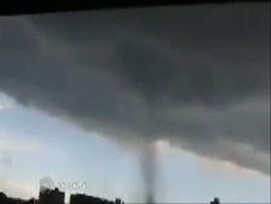 Ini Dia, Tornado Penghancur Kota Pinggiran Tokyo