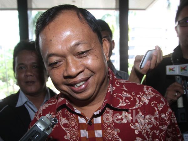 KPK Periksa Wayan Koster