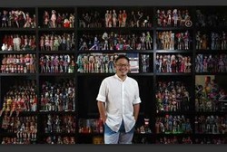 Punya Obsesi Gila, Pria Ini Koleksi 6.000 Barbie di Rumahnya