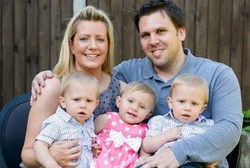 Laura Dixon, Vegetarian yang Lahirkan 3 Bayi Kembar Setelah Makan Daging