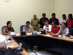 3 Reaksi Jokowi-Ahok UMP Buruh Rp 3,7 Juta: Antara Logika dan Fakta