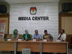 Ketika Angel Lelga, Jeremy Thomas dan Arzeti Bicara Politik