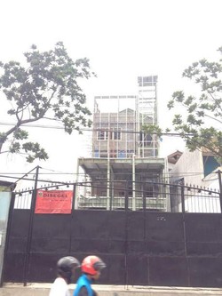 Ada Perlawanan, Rumah Mewah di KS Tubun yang Disegel Urung Dibongkar