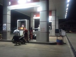  Jaksa MP Marah Karena Istri Melapor Tidak Didahulukan Isi Bensin