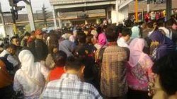 CL Bekasi-Jakarta Kota Dibatalkan Pagi Ini, Penumpang Kesal