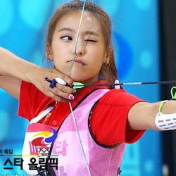 Serunya Aksi Idola KPop di Idol Athletics Championship
