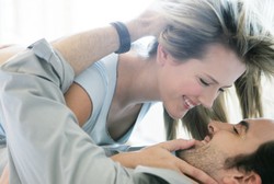 Hai Para Suami, Ingin Menggairahkan Istri? 10 Hal Ini Perlu Diketahui 