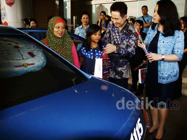 Blue Bird Peringati Hari Pelanggan Nasional