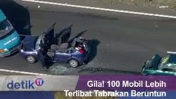 Gila! 100 Mobil Lebih Terlibat Tabrakan Beruntun