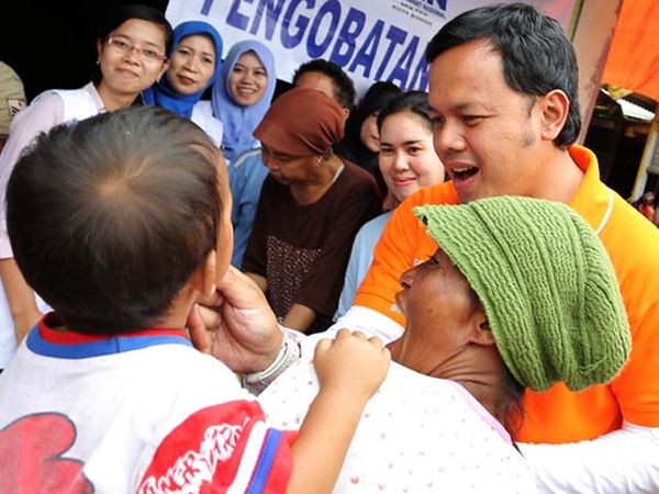 Bima Arya Sapa Warga Cikaret