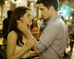 Persaingan Robert Pattinson dan Kristen Stewart dalam Iklan Parfum