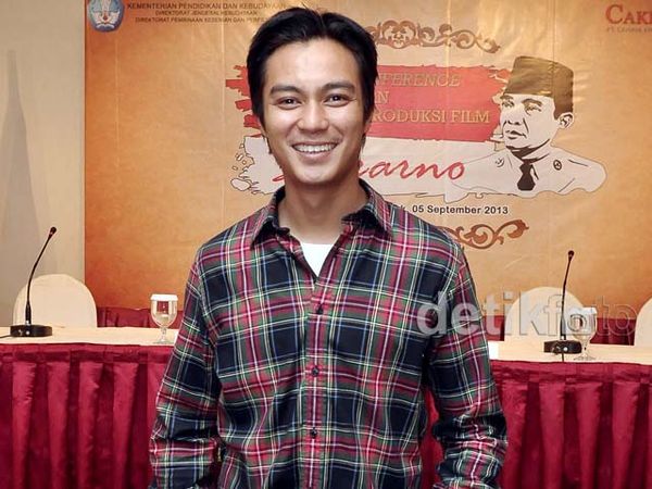 Baim Wong Perankan Soekarno