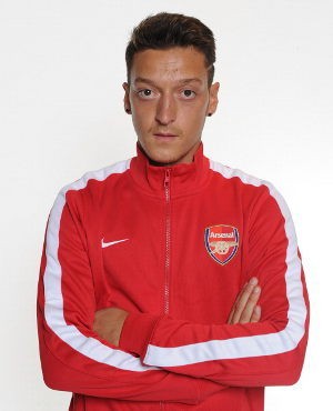 Wenger Bikin Oezil Pede Lagi