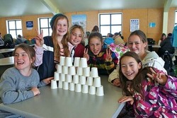 Cuaca Buruk, Ratusan Turis Terjebak di Resor Ski Selandia Baru