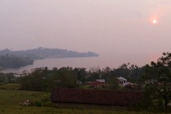 Bukit Beta, Tempat Terbaik Menunggu Pagi di Pulau Samosir