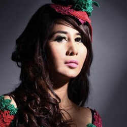 Imajinasi Liar Malam Pertama Ratna Dilla