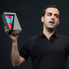 Mantan Bos Android Disambut Bak Superstar