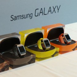 Mencoba Galaxy Gear, Jam Pintar ala Samsung