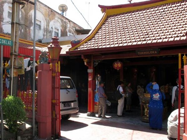 Sejarah Surabaya di Klenteng Hok An Kiong