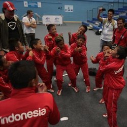 Anak-Anak Nurut, Belajar Profesional Sejak Dini