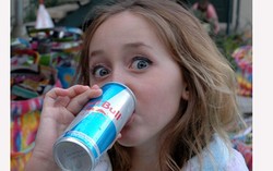 Minuman Berenergi Tak Boleh Dikonsumsi Anak dan Remaja 