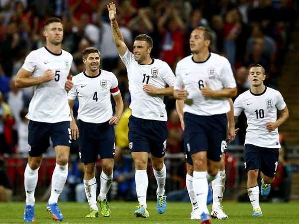 Inggris Gilas Moldova 4-0