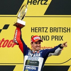 Crutchlow Puji Lorenzo yang Masih Bisa Bersaing dengan Rider Honda