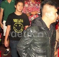 IPW: Polisi Harus Minta Tanggung Jawab Ahmad Dhani Sebagai Ortu Dul