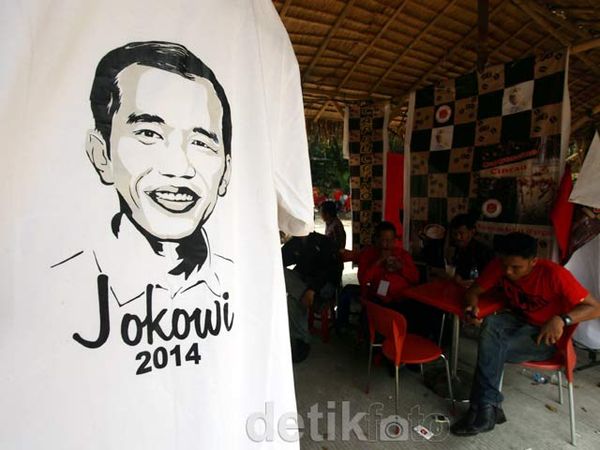 Pesona  Jokowi Di Penutupan Rakernas III PDI P