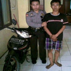 Gara-gara Sandal, Pencuri Motor Ini Diamankan Polisi