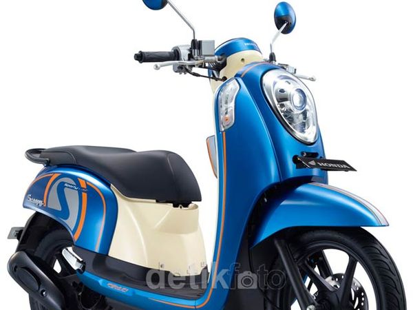 AHM Luncurkan Warna Baru Honda Scoopy  FI