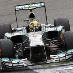 Hamilton Nilai Peluang Juaranya Sudah Tertutup