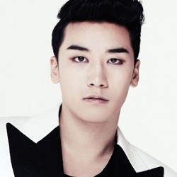 G-Dragon Beri Kejutan untuk Seungri Bigbang di Acara Fansign