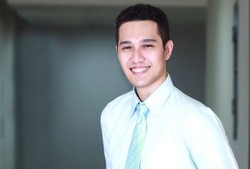 dr Aryando dan Serunya Melihat Tumbuh Kembang Janin di dalam Rahim