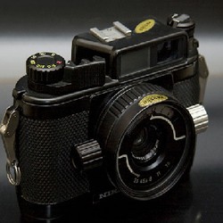  Nikon Garap Kamera Underwater Serius?