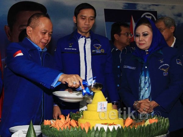 Ultah Demokrat Berlangsung Sederhana