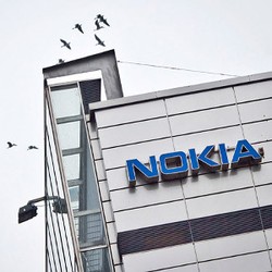 Nokia Dibeli Microsoft, Warga Finlandia Sedih 