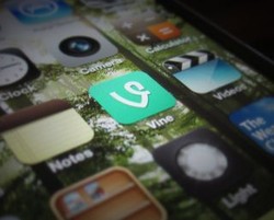 Video 6 Detik Bikin Ilustrator Indonesia Mendunia