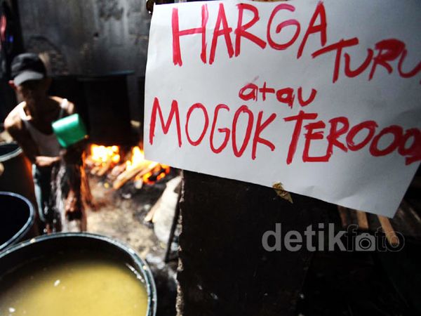 Perajin Tahu Tempe Mogok Produksi