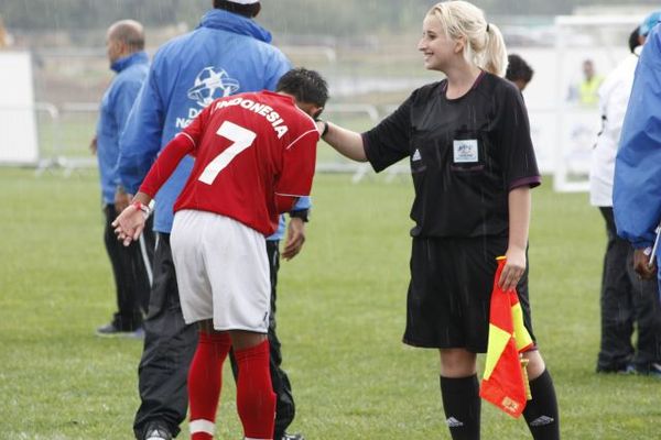 Aksi Garuda Cilik di DNC 2013 di London