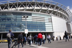 Saat yang ditunggu-tunggu tiba pada 7 September 2013. Selain final, semua pertandingan penentuan peringkat akhir digelar di stadion kebesaran Inggris: Wembley.