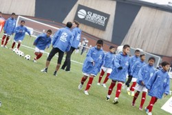 Anak-anak ini berasal dari SSB Tugu Muda, Semarang, yang menjuarai kompetisi nasional Aqua Danone Nations Cup 2013, yang berlangsung dari Februari sampai Juni lalu.