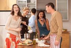 Jauh-jauh dari Sakit Jantung dan Kanker dengan Banyak Teman