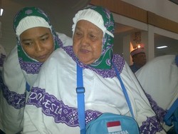 Setelah Antre 4 Tahun, Nenek Lilis Akhirnya Berangkat Haji Tahun Ini