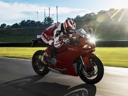 Sttt, Ducati 899 Panigale Lahir