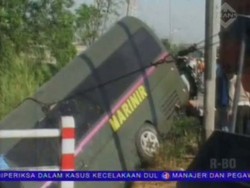 Mobil TNI AL Tabrak Pengendara Motor